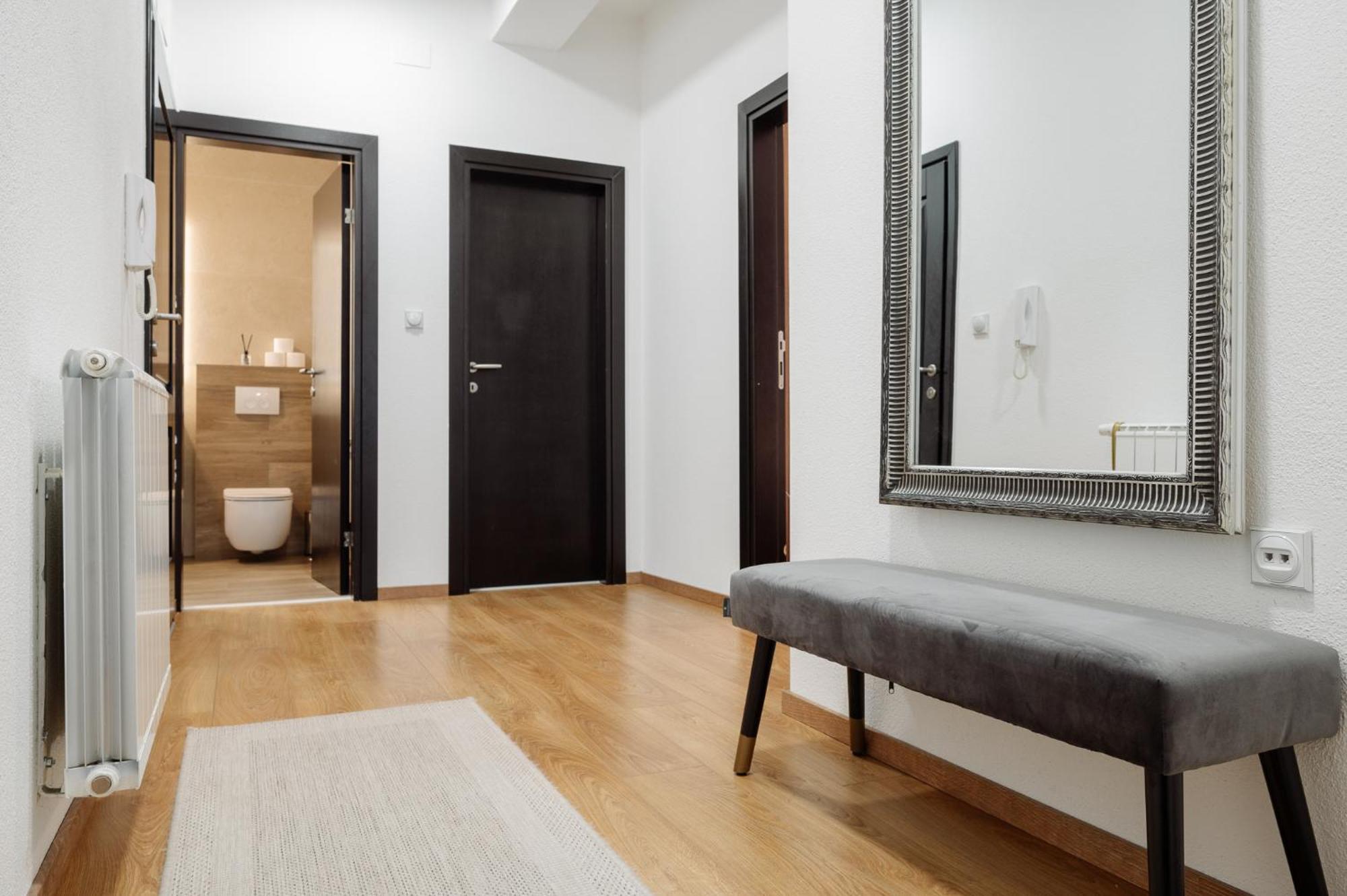 Apartman Square Trg 普里耶多尔 外观 照片